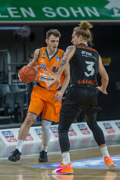 机会在另一 机会在另一